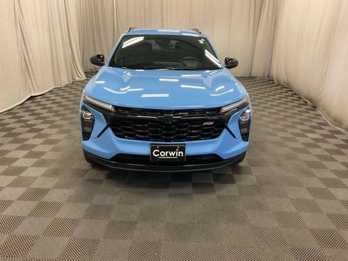 Used 2024 Chevrolet Trax RS w/ Driver Confidence Package FWD image 37
