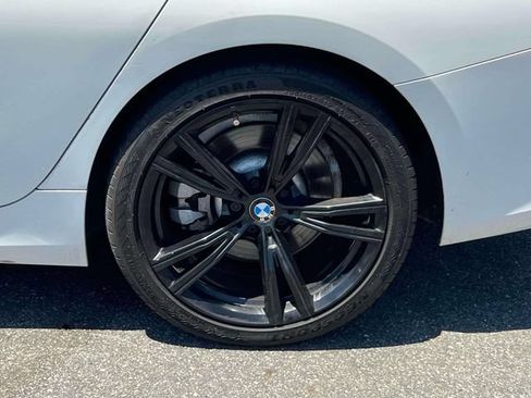 Used 2022 BMW 330i Sedan w/ Driving Assistance Package RWD image 9