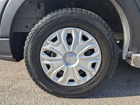 Used 2025 Ford Transit 250 Low Roof w/ Exterior Upgrade Package RWD image 9