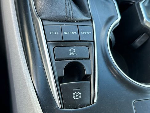 Used 2018 Toyota Camry XSE w/ Audio Package FWD image 33
