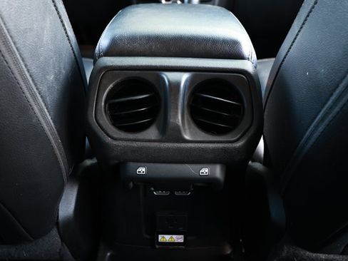 Used 2021 Jeep Wrangler Unlimited Sahara AWD/4WD image 29
