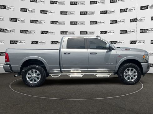 Used 2022 RAM 2500 Laramie AWD/4WD image 7