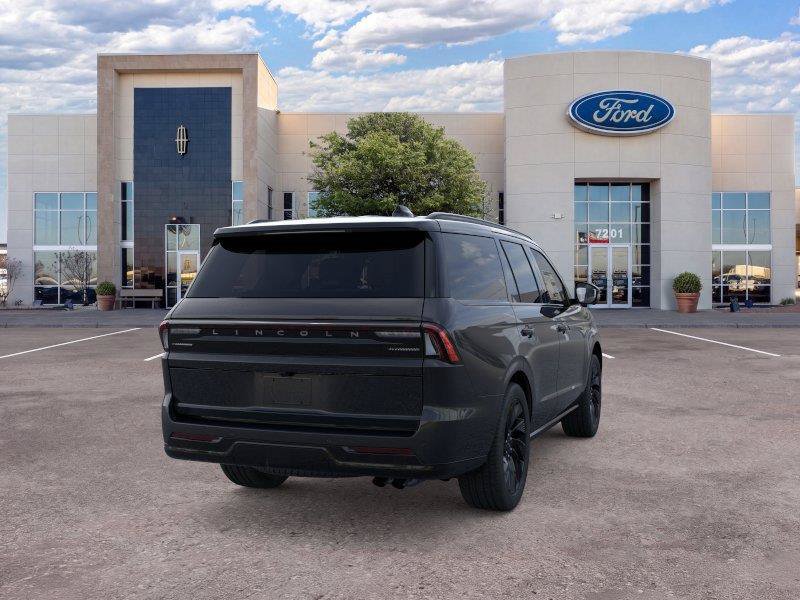 New 2025 Lincoln Navigator Reserve w/ Jet Appearance Package AWD/4WD image 8