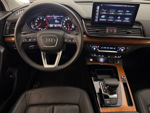 Used 2023 Audi Q5 2.0T Premium w/ Convenience Package AWD/4WD image 27