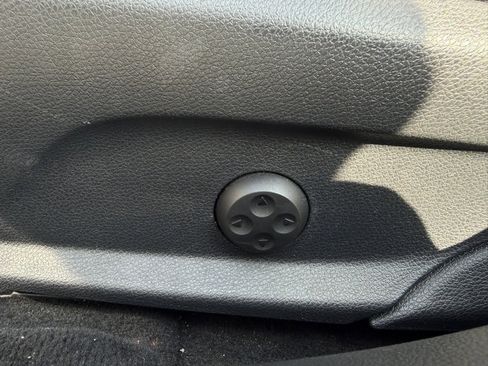 Used 2016 Mercedes-Benz C 300 Sedan w/ Multimedia Package image 16