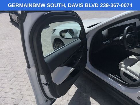 Certified 2024 BMW 530i w/ Premium Package RWD image 9