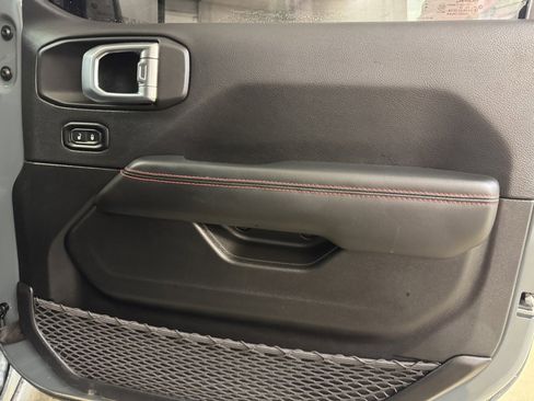 Used 2024 Jeep Gladiator Rubicon w/ Convenience Group image 28