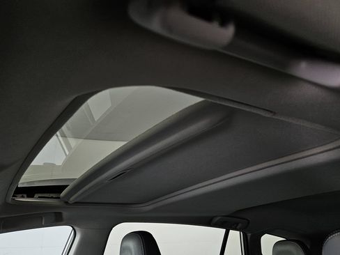 Used 2013 Toyota RAV4 Limited FWD image 21