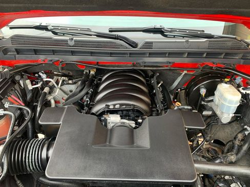Used 2018 Chevrolet Silverado 1500 LT w/ Texas Edition AWD/4WD image 9