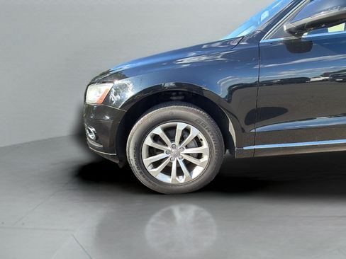 Used 2015 Audi Q5 2.0T Premium Plus w/ Technology Package AWD/4WD image 34