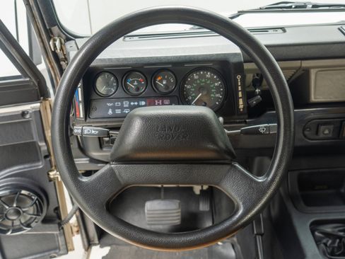Used 1997 Land Rover Defender 90 AWD/4WD image 15