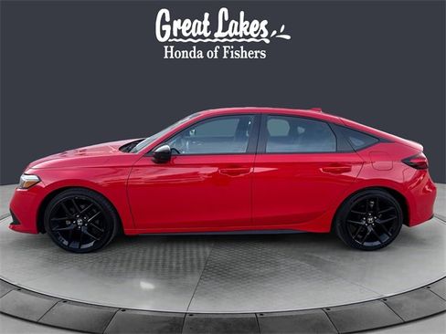 Used 2023 Honda Civic Sport image 2
