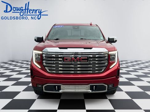 Used 2023 GMC Sierra 1500 Denali w/ Denali Reserve Package AWD/4WD image 8
