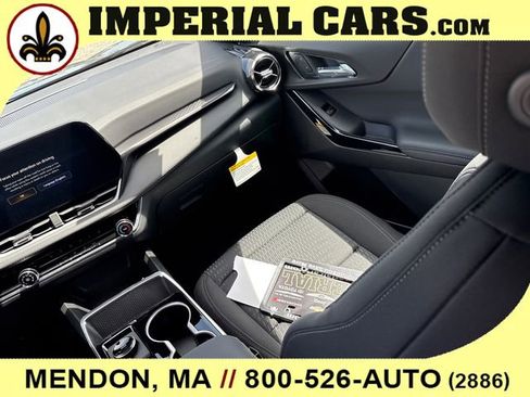 New 2026 Chevrolet Equinox LT AWD/4WD image 18