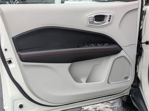 Certified 2021 Jeep Compass Limited w/ Sun and Sound Group image 12