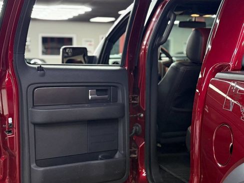 Used 2014 Ford F150 Raptor w/ Equipment Group 801A Luxury image 32