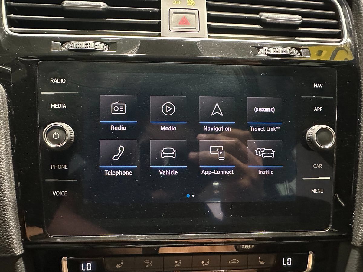 Used 2018 Volkswagen Golf 4-Door AWD/4WD image 37