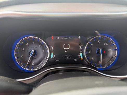 Used 2026 Chrysler Pacifica Pinnacle AWD/4WD image 40