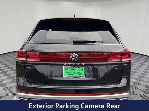 New 2026 Volkswagen Atlas Peak Edition image 4