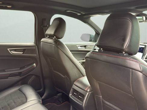 Certified 2023 Ford Edge ST-Line AWD/4WD image 25