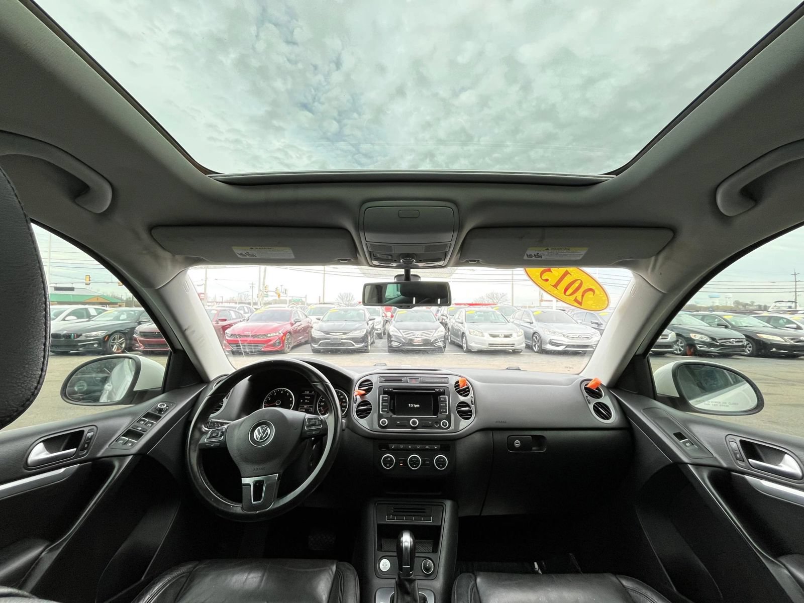 Used 2013 Volkswagen Tiguan SEL FWD image 36