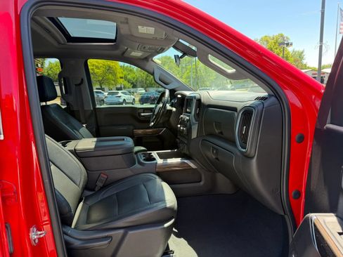 Used 2020 Chevrolet Silverado 1500 LT Trail Boss AWD/4WD image 9