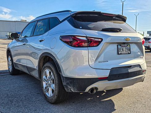 Used 2022 Chevrolet Blazer LT FWD image 4