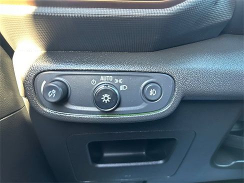 Used 2021 Chevrolet TrailBlazer ACTIV w/ Technology Package image 19