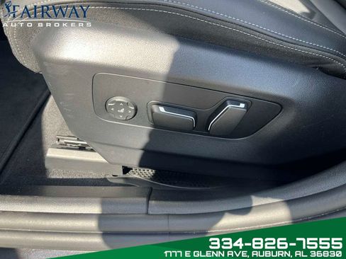 Used 2024 BMW 530i w/ Premium Package RWD image 16