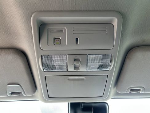 Used 2020 Nissan Titan SV w/ Accessory Utility Package RWD image 18