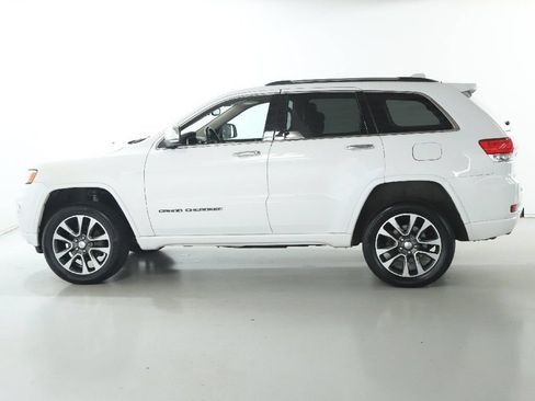 Used 2017 Jeep Grand Cherokee Overland AWD/4WD image 39