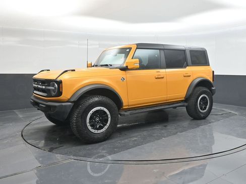 Certified 2022 Ford Bronco Outer Banks w/ Sasquatch Package AWD/4WD image 34
