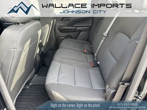 Used 2024 Chevrolet Colorado Trail Boss w/ Technology Package image 37