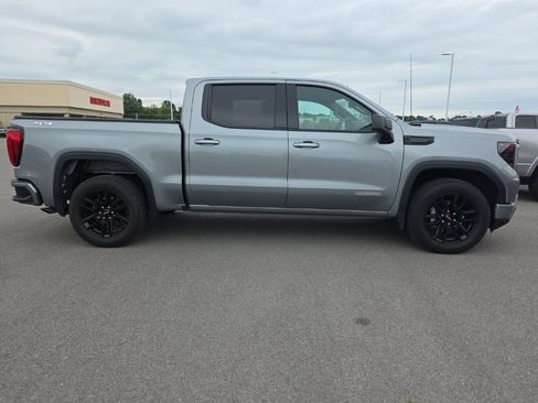 Used 2024 GMC Sierra 1500 Elevation AWD/4WD image 4