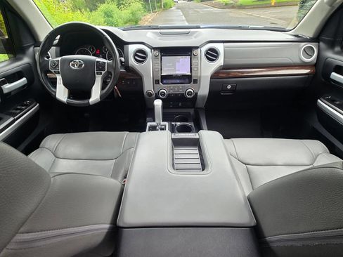 Used 2014 Toyota Tundra Limited w/ Limited Premium Package AWD/4WD image 14