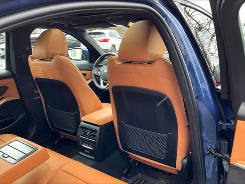 Used 2023 BMW 330i xDrive Sedan w/ Premium Package image 20