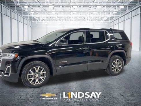 Used 2023 GMC Acadia SLE image 6