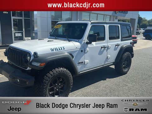 Used 2024 Jeep Wrangler Willys image 1