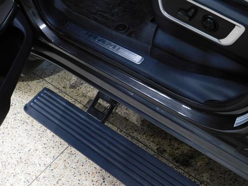 Used 2022 RAM 1500 Limited image 29