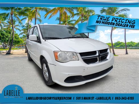 Used 2012 Dodge Grand Caravan SXT FWD image 1