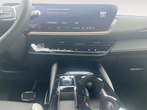 New 2025 Buick Envision Sport Touring image 11