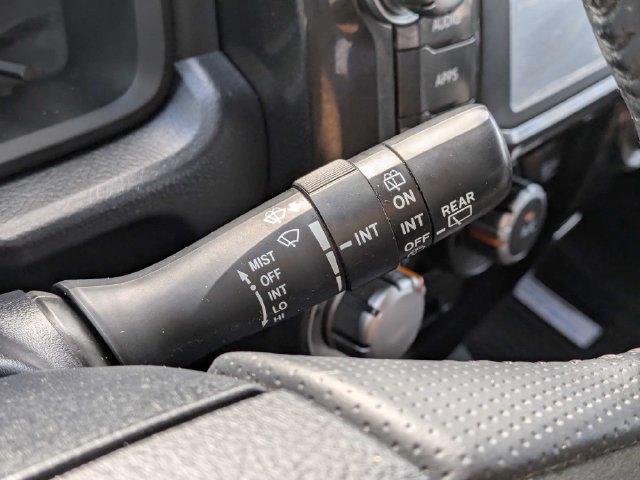Used 2019 Toyota 4Runner TRD Off-Road Premium AWD/4WD image 24