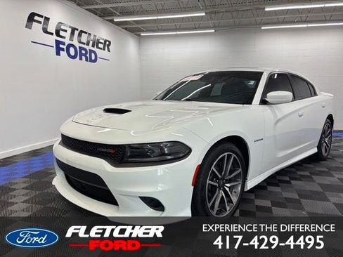 Used 2022 Dodge Charger R/T w/ Plus Group RWD image 1