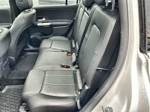Used 2022 Mercedes-Benz GLB 250 4MATIC image 24