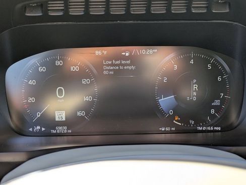 Used 2021 Volvo XC90 T5 Momentum w/ Protection Package Premier image 22