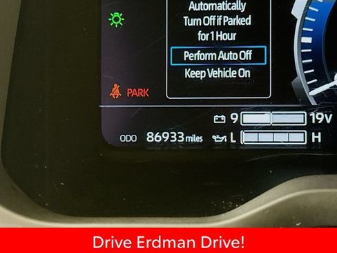 Used 2024 Toyota Tundra Limited w/ Power Package AWD/4WD image 33