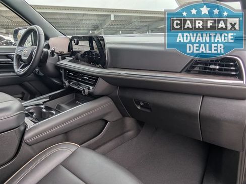 Used 2025 Chevrolet Tahoe Premier AWD/4WD image 26