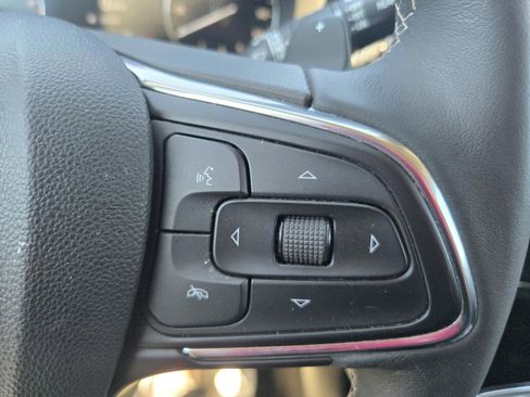 Used 2021 Buick Envision Preferred AWD/4WD image 18