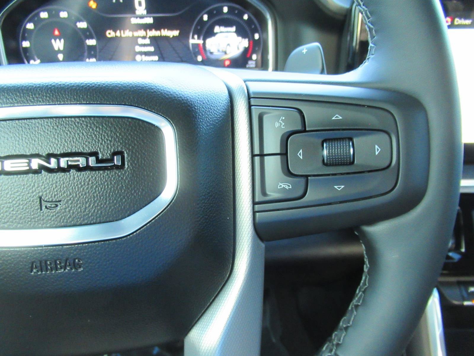 Used 2025 GMC Sierra 1500 Denali w/ Denali Reserve Package AWD/4WD image 29