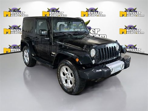 Used 2014 Jeep Wrangler Sahara image 3